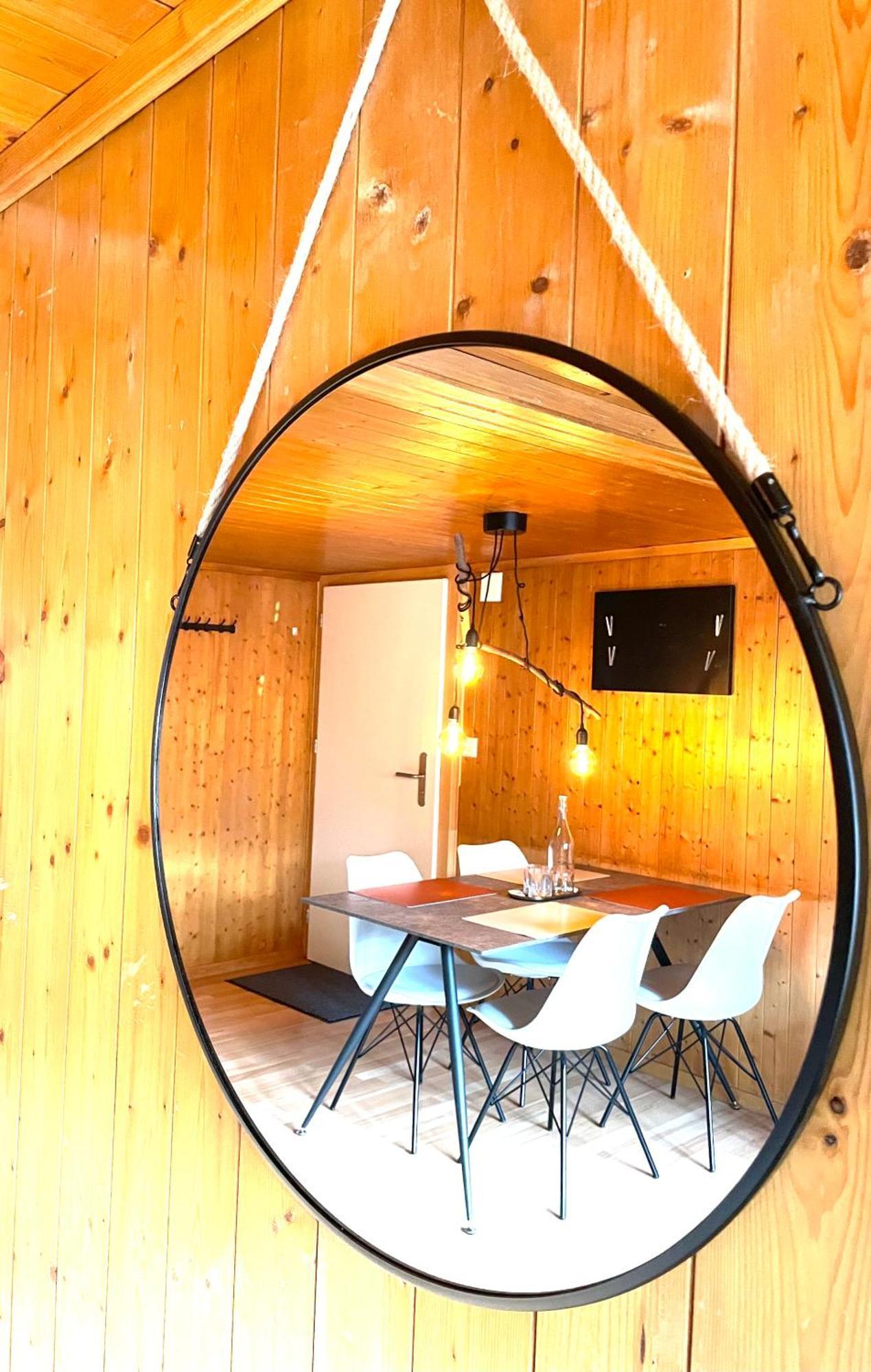 Charming, Well-Equipped Alpine Apartment Kandersteg Eksteriør bilde
